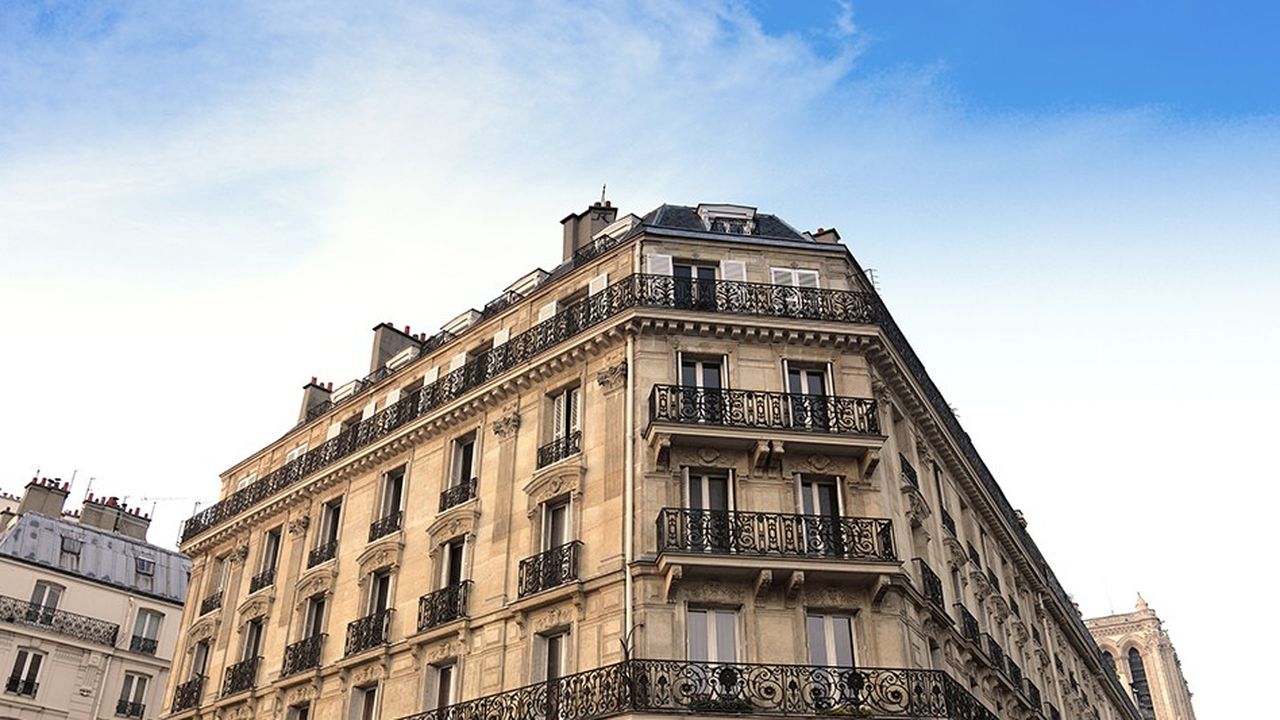 Hosman propose aux propriétaires de vendre leur appartement pour un tarif fixe de 4.500 euros.