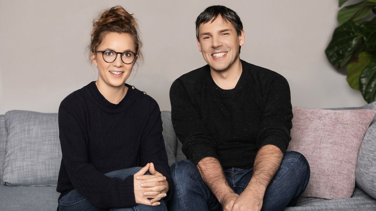 Mathilde Collin et Laurent Perrin, les deux cofondateurs de Front, un outil d'e-mail collaboratif qui annonce avoir levé 59 millions de dollars supplémentaires mercredi.