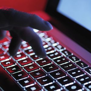 Les hackers ne sont pas tous du côté obscur de la force. Certains mettent leurs talents au service de la sécurité informatique.