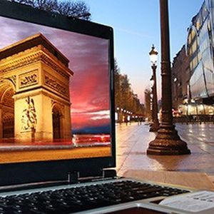 Paris et la Bretagne auront bientôt leur extension Internet