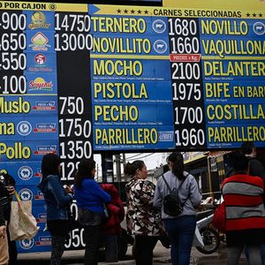 L'Argentine connaît une valse des étiquettes comme tous les pays en proie à une hyperinflation endémique et structurelle.