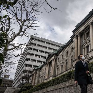 La Banque du Japon reste la dernière banque centrale à conserver un taux directeur négatif.