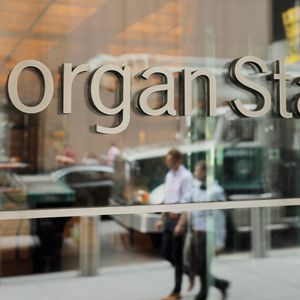 Plusieurs établissements développent, comme Morgan Stanley, des outils fondés sur l'IA générative.
