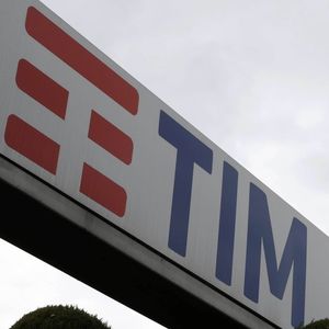 Le groupe Vivendi est monté au capital de TIM à partir de 2015, jusqu'à en devenir le premier actionnaire.