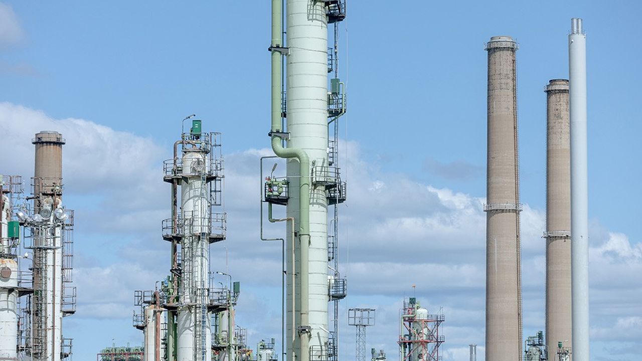 La raffinerie située à Porvoo, à l'est d'Helsinki. Deux litres de biocarburants sur trois vendus en Europe proviennent des usines de Neste.