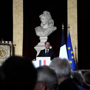 « S'en prendre à un Juif, c'est toujours chercher à atteindre la République », a déclaré Emmanuel Macron au siège du Grand Orient de France.