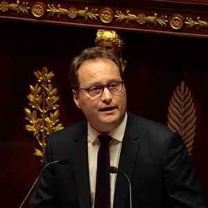 Sylvain Maillard, député de Paris et président des députés Renaissance, veut porter une proposition de loi réformant le mode de scrutin à Paris, Lyon et Marseille.