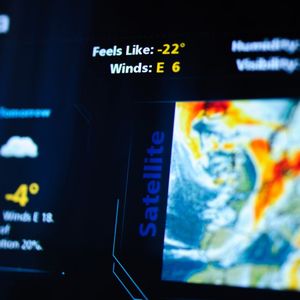 Google DeepMind a dévoilé mardi un modèle d'IA, GraphCast, pour prédire la météo plus rapidement.