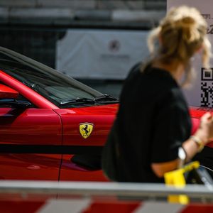 Ferrari, l'une des grandes valeurs du FTSE MIB milanais, s'est envolé de 66 % en Bourse cette année.