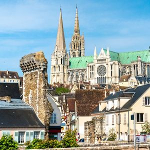 Les baisses de prix sont plus sensibles dans une ville comme Chartres, qui avait vu ses tarifs grimper de manière sensible en sortie de confinements.