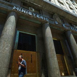 Le ministère de l'Economie, à Buenos Aires. « On avance droit vers l'inconnu », estime Alberto Ramos, économiste en chef pour l'Amérique latine de Goldman Sachs.