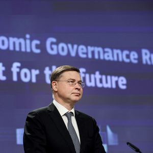 Le vice-président exécutif de la Commission en charge de l'Economie, Valdis Dombrovskis, se félicite que la politique fiscale consolidée de la zone euro soit légèrement restrictive l'an prochain.