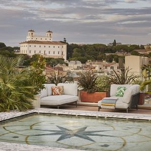 Le rooftop du «Bulgari Roma», le dernier des «Bulgari Hotels & Resorts», ouvert en association avec le groupe Marriot.