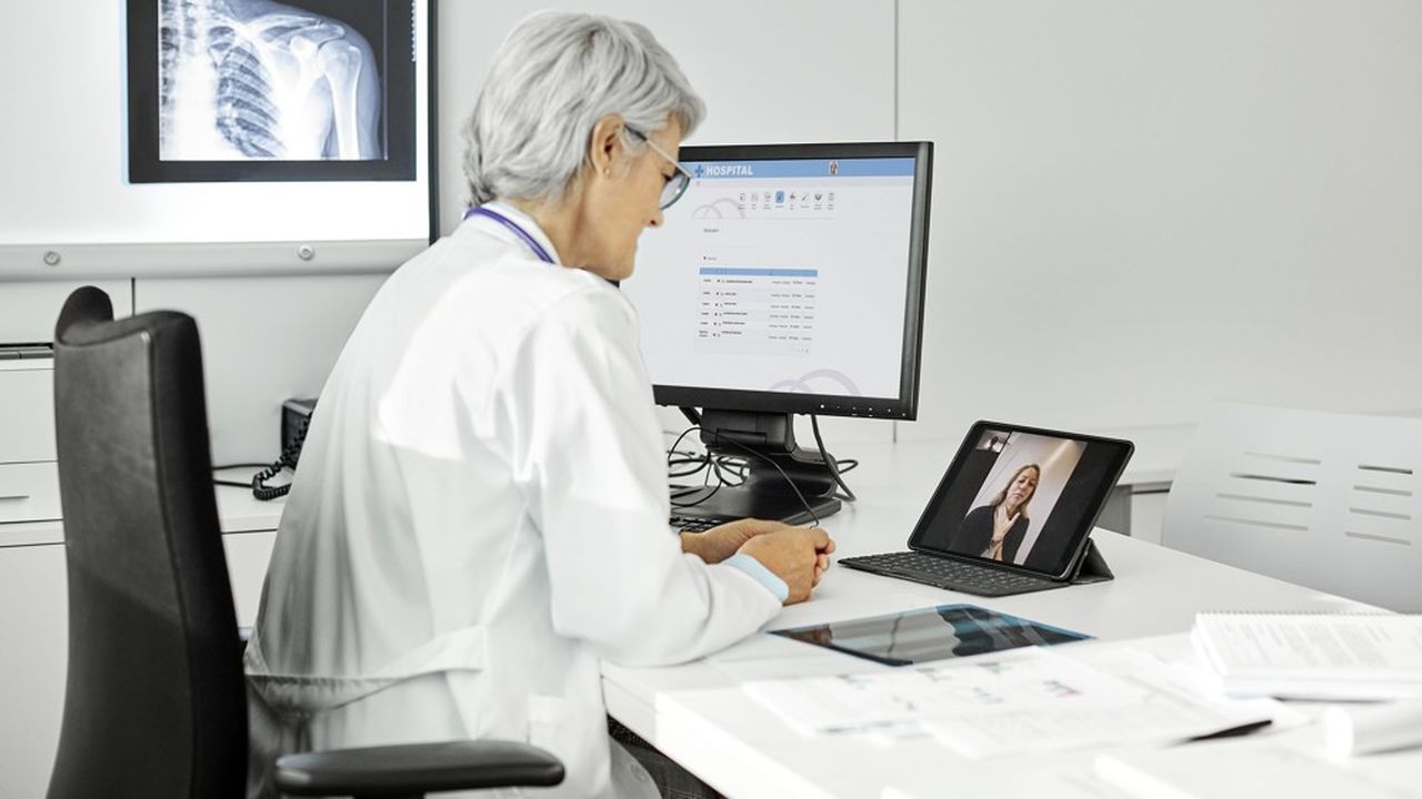 La plateforme de télésurveillance permet aux médecins de valider, après analyse de la voix du patient, l'efficacité d'un traitement et de détecter un risque de rechute.