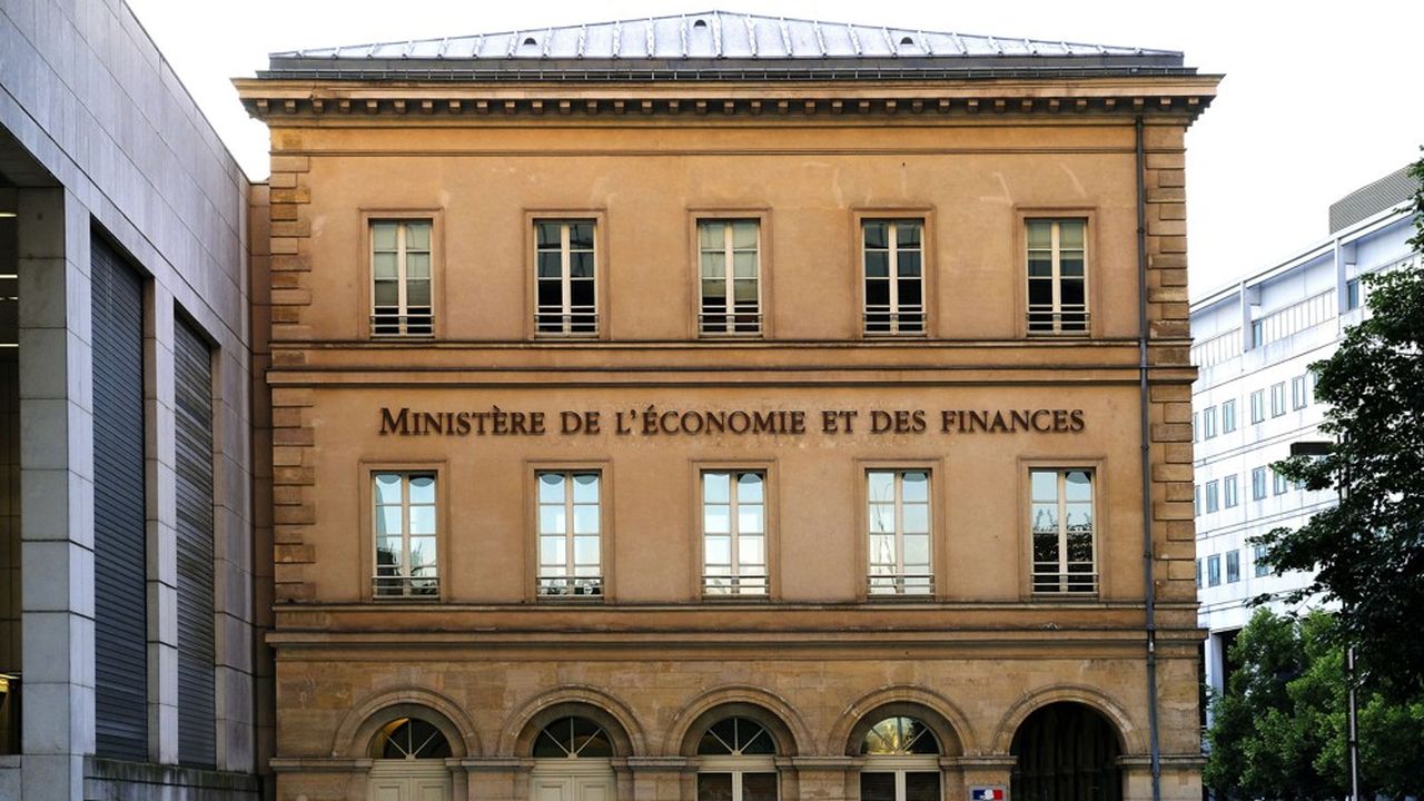 Le député LREM Raphaël Gauvain propose un accompagnement par Bercy des entreprises françaises visées par des enquêtes d'autorités étrangères.