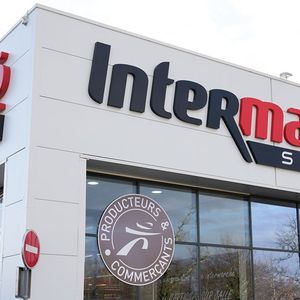 Déjà associé aux achats avec Casino, Intermarché prépare un partenariat avec Auchan.