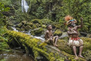 Le chef Mundiya Kepanga, gardien de la forêt de Papouasie-Nouvelle-Guinée, dans le documentaire d'Arte «Les gardiens de la forêt».
