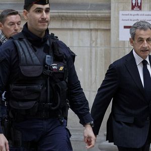 Nicolas Sarkozy, le 24 novembre 2023, lors d'une journée d'audience du procès en appel sur les dépenses excessives de sa campagne présidentielle perdue en 2012.