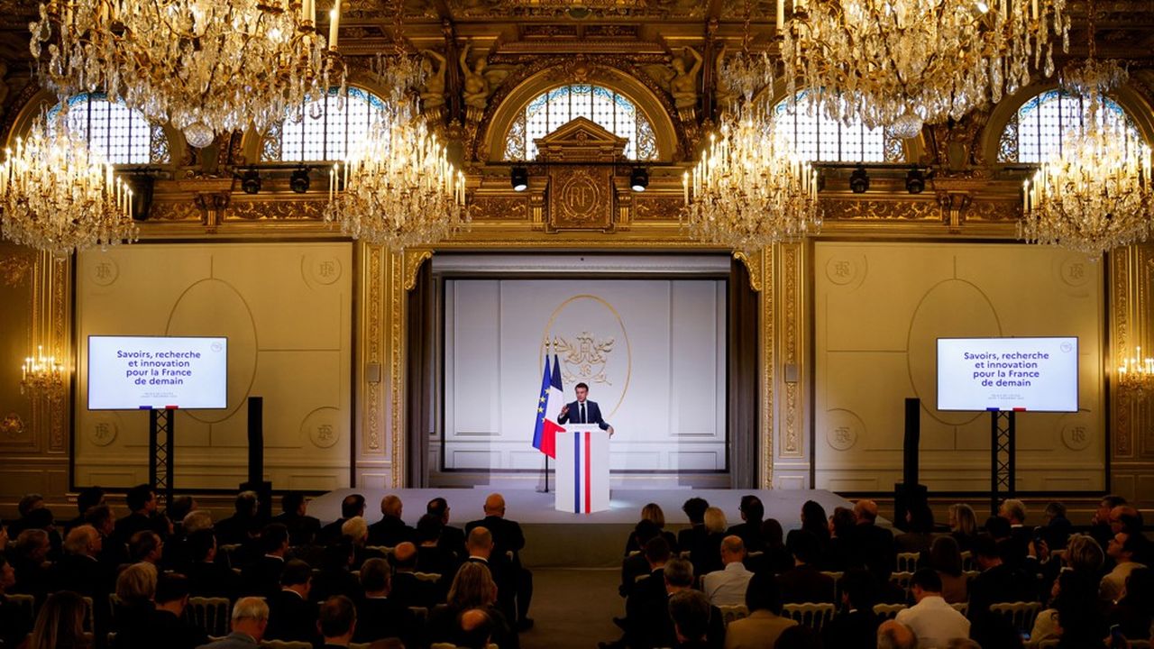 Emmanuel Macron a réuni, ce jeudi, à l'Elysée, plus de 300 représentants du monde de l'enseignement supérieur et de la recherche.