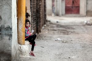 Enfants dans la province d'Assiout, en Egypte. Plus de 30 % de la population vivait sous le seuil de pauvreté en 2019.