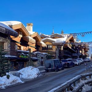 A Courchevel, deuxième station de ski la plus chère de France, les logements se négocient en moyenne 12.600 euros du mètre carré.