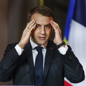 Emmanuel Macron veut sortir au plus vite du projet de loi sur l'immigration.