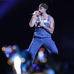 Le chanteur portoricain Bad Bunny s'est emporté contre une chanson qui utilisait sa voix grâce à l'IA, contre son gré.