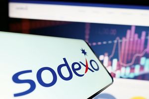 Le groupe de restauration collective et de services Sodexo a annoncé, mardi, viser une première cotation de sa nouvelle entité Pluxee le 1er février, à l'issue d'une scission.