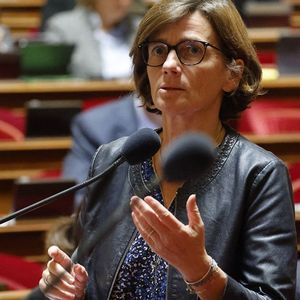 Agnès Firmin Le Bodo a été nommée mercredi ministre de la Santé par intérim à la suite de la démission d'Aurélien Rousseau, sur fond de désaccord lié à la loi immigration.
