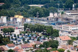 L'usine Arkema, dans le quartier de Saint-Menet, est classée Seveso.