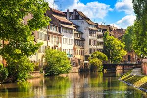 Strasbourg est la huitième ville la plus peuplée de France, devant Bordeaux et Lille.