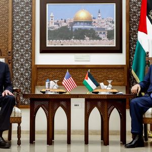 Le secrétaire d'Etat américain, Antony Blinken, reçu mercredi à Ramallah par le président de l'Autorité palestinienne, Mahmoud Abbas.