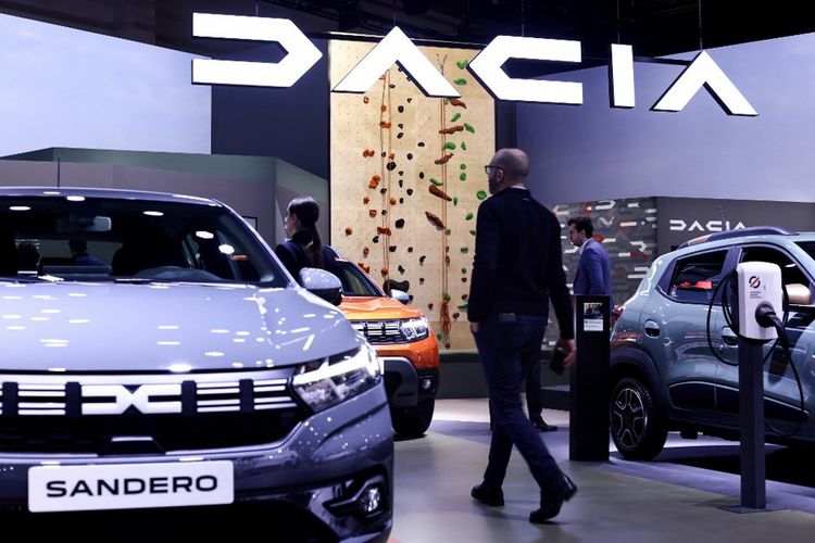 Dacia confirme son rôle de pépite du groupe Renault avec une hausse de ses ventes de près de 15 % en 2023.