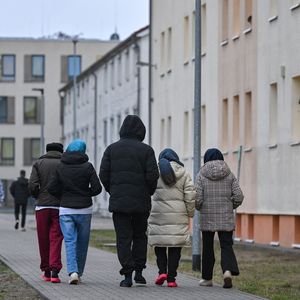 Centre de réception pour les demandeurs d'asile à Eisenhüttenstadt, en Allemagne. 31 % des électeurs allemands citent l'immigration comme le sujet qui a « le plus affecté leur vie » ces dernières années.