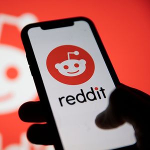 La plateforme communautaire Reddit est connue pour avoir servi de place d'échanges d'informations pour les investisseurs individuels au moment de la frénésie spéculative autour de l'action GameStop.