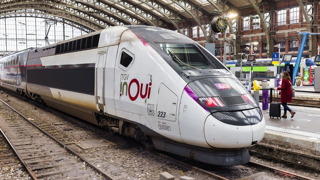 TGV les records de la SNCF bridés par le manque de trains Les Echos