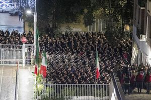 Le rassemblement de membres de l'extrême-droite à Rome, qui a suscité l'émoi.