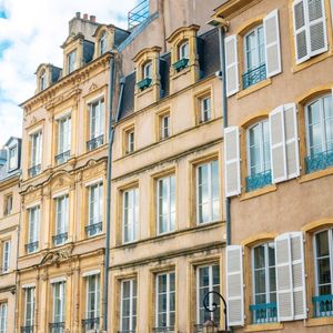 Les villes moyennes à haut potentiel de valorisation, à l'image du Havre, de Metz (photo), d'Orléans, ou même de Melun sont privilégiées par les investisseurs.