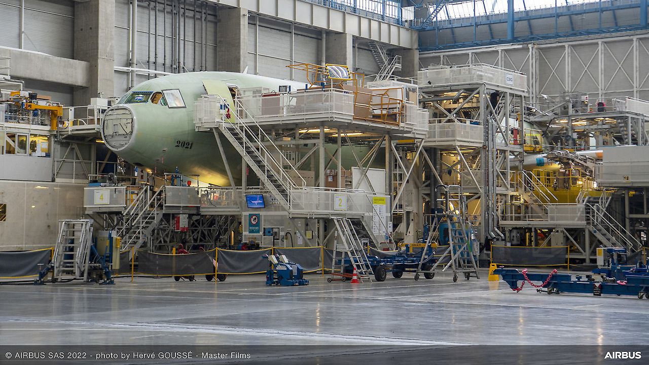 Airbus décroche une commande de 10 avions A220 auprès de Breeze Airways
