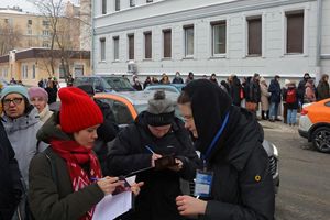 Devant le QG de campagne de Boris Nadejdine, à Moscou.