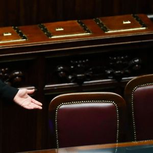 La présidente du Conseil Giorgia Meloni devant le Parlement italien.