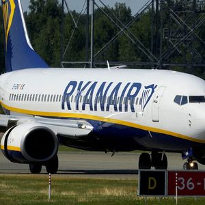 Ryanair a transporté 181,8 millions de passagers en 2023, soit deux fois plus que le groupe Air France-KLM en 2022.