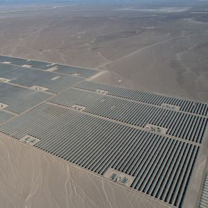 Centrale solaire de Coya au Chili.