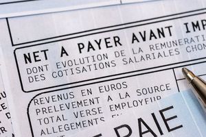 Parmi les personnes interrogées pour le baromètre des prélèvements fiscaux et sociaux, trois sur quatre estiment que le niveau des impôts ou des charges est trop élevé en France.