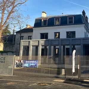 Le nouveau poste de police municipale de Champigny-sur-Marne (Val-de-Marne) a coûté six millions d'euros, financé notamment par l'Etat et la Région Île-de-France.