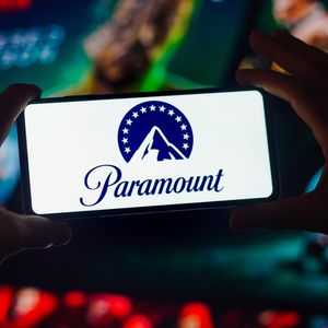 Paramount fait l'objet de nombreuses convoitises. 