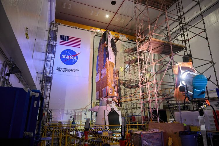 Le Dream Chaser et son module de fret Shooting Star en démonstration au centre de recherche de la NASA à Sandusky, Ohio, le 1er février 2024.
