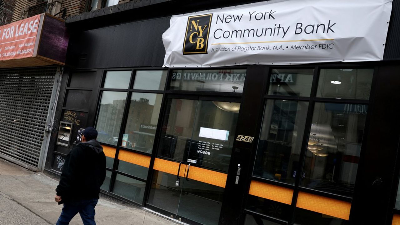 New York Community Bank avait repris la banque en difficulté Signature l'année dernière.