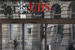 UBS a essuyé de nouvelles pertes au quatrième trimestre, à cause des frais d'intégration de Credit Suisse.
