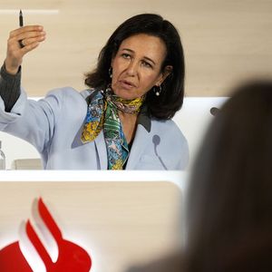 Ana Botin, présidente du groupe Santander, prévoit plus de 12 milliards de bénéfices cette année.